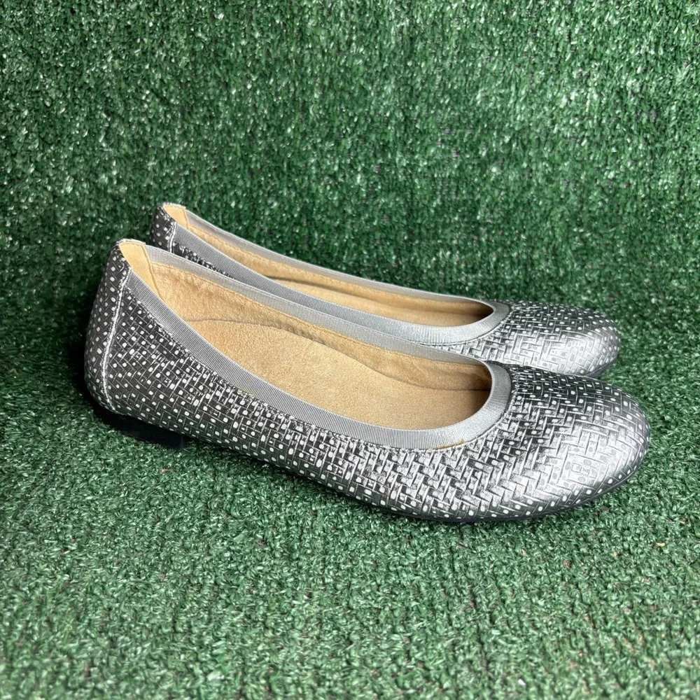 NEW Vionic Anita Orthotic Basketweave Metallic Ballet Flats Silver Womens Sz 7.5